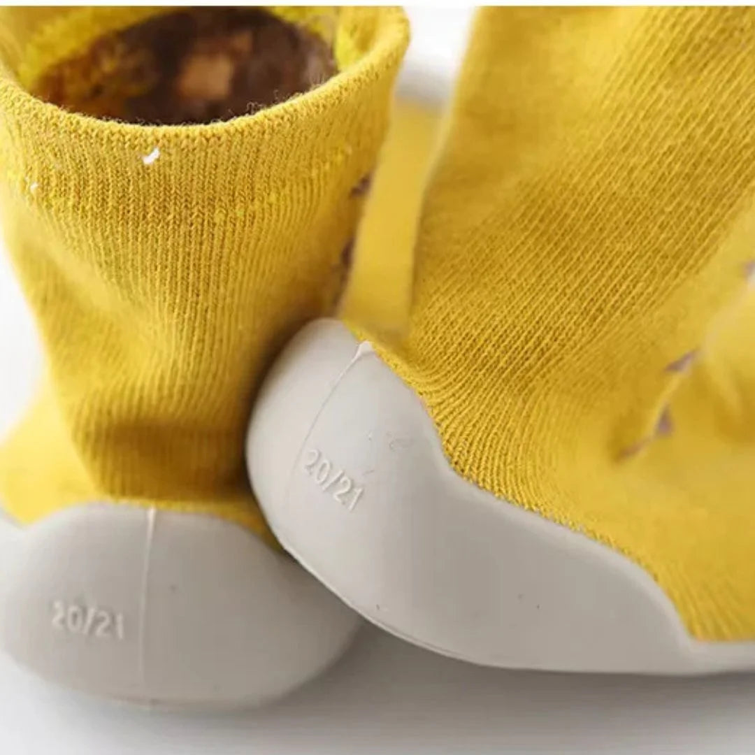 Buto Socks – Ultimate flexibility and comfort for toddlers' first steps