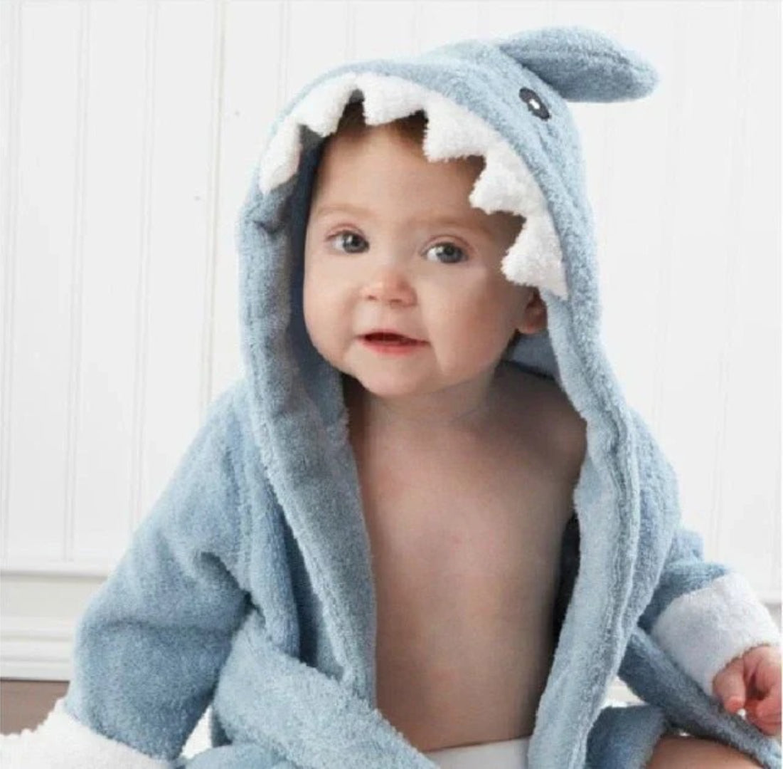 Soft and absorbent animal-themed baby bathrobe