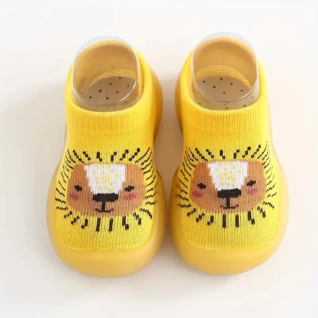 Soft and flexible non-slip sole for first steps shoes
