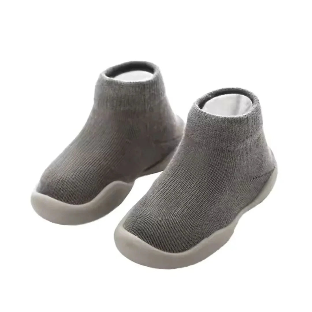 Buto Socks – Ultimate flexibility and comfort for toddlers' first steps