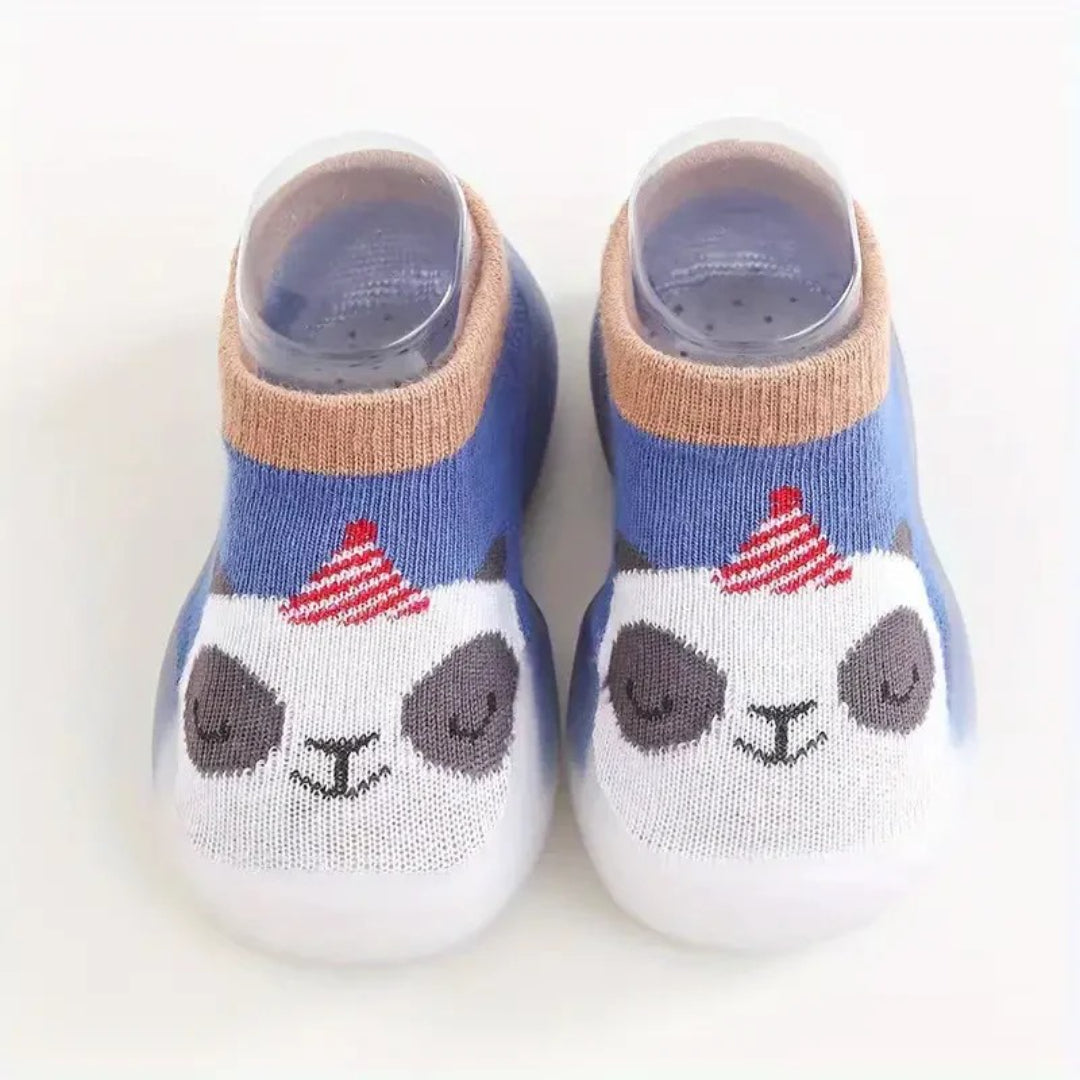 Soft and flexible non-slip sole for first steps shoes